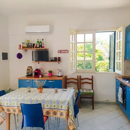 Casa Teresa Nel A Due Passi Dal Mare * Сан-Фока